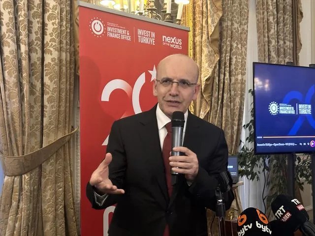 Bakan Şimşek, Cumhurbaşkanlığı Yatırım ve Finans Ofisinin Londra