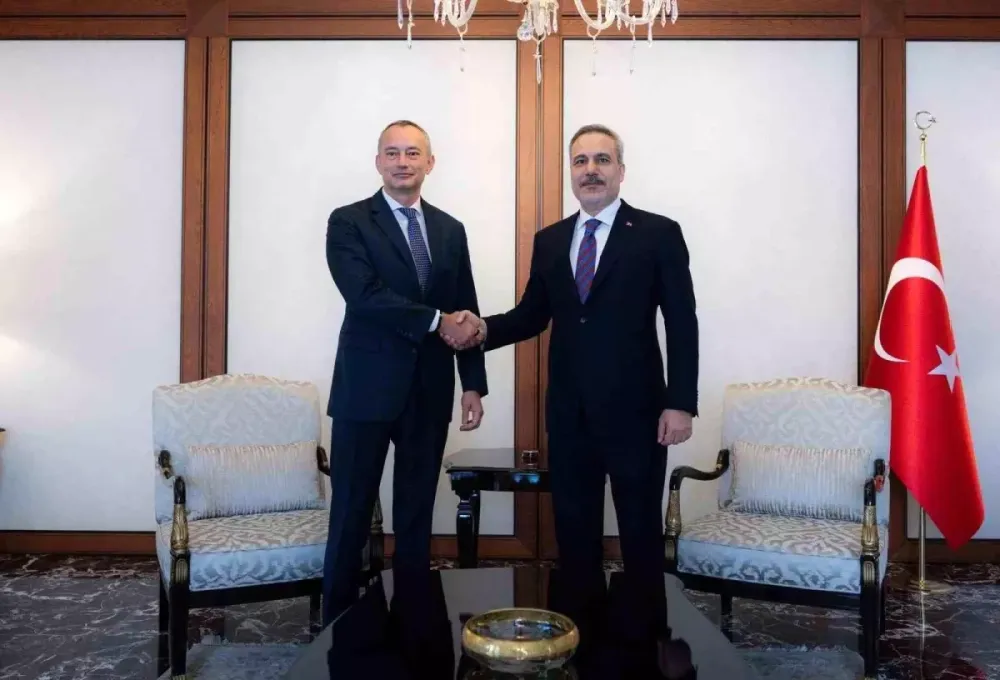Hakan Fidan ve Nikolay Mladenov Görüştü
