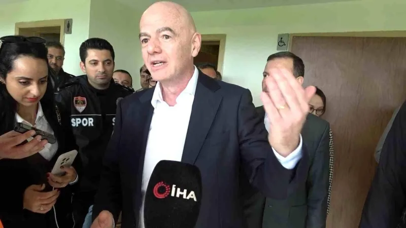 Gianni Infantino, İran Milli Takımı ile görüştü: 