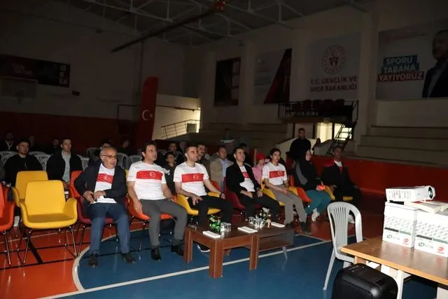 Selendi'de milli sevinç